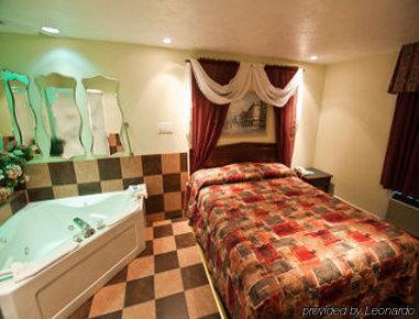 Knights Hotel 2*